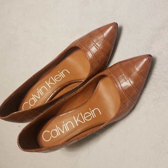 Calvin Klein Brown Leather Heels Women's Size 9m - Picture 1 of 6